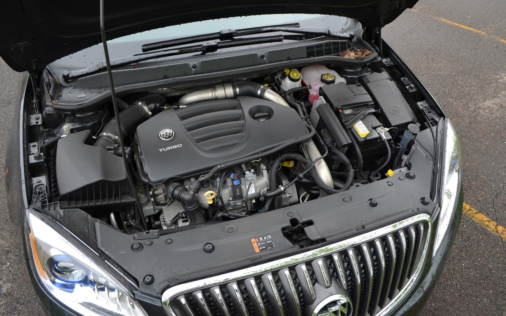 Buick brand new OEM engines — Essen Pro Motors hero background
