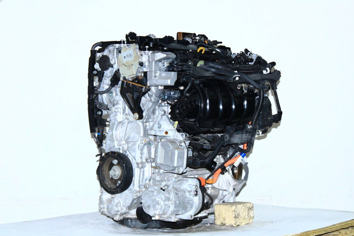 Toyota A25A-FXS 2.5L hybrid engine, remanufactured 0 km — front three-quarter